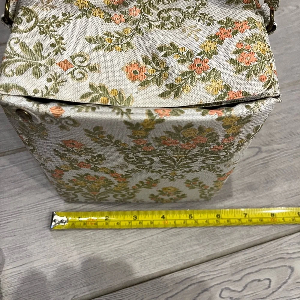 1960s Vinyl Tapestry Look Train Case Green orange and cream floral print - Picture 16 of 17